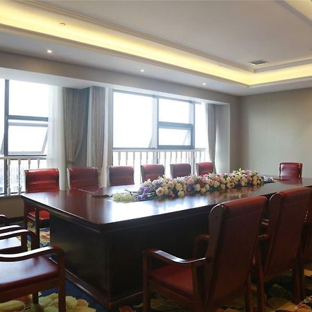 Xingzhou International Hotel Hanzhong Exterior photo